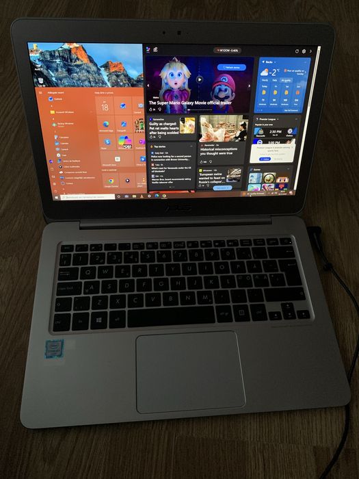 Laptop Asus Slim intel core m3,Display 14 inch,8gb ram,ssd 130gb m cu