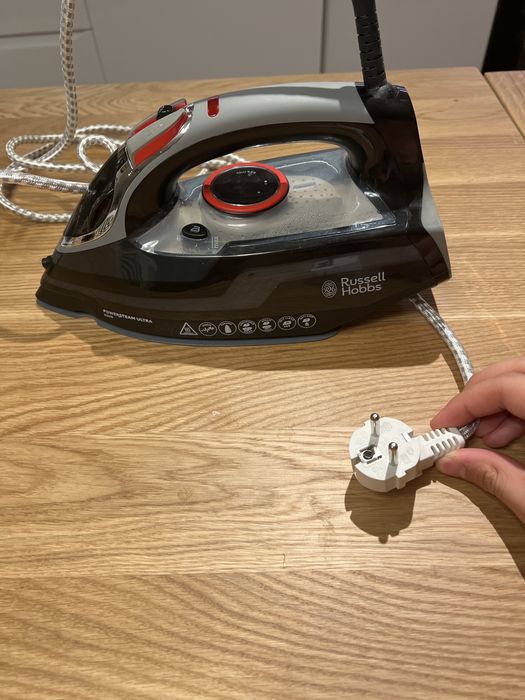 Russel-Hobbs PowerSteam Ultra