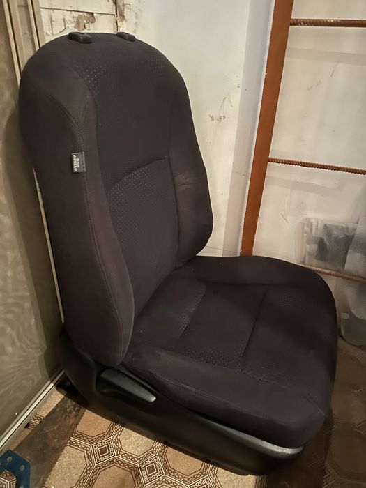 Продам Сиденья Camry 50