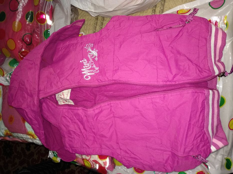 Дески елек с качулка