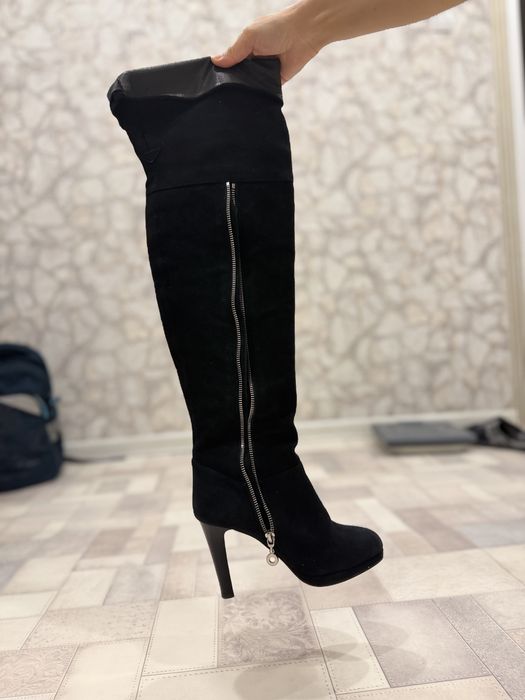 Продам ботфорты.