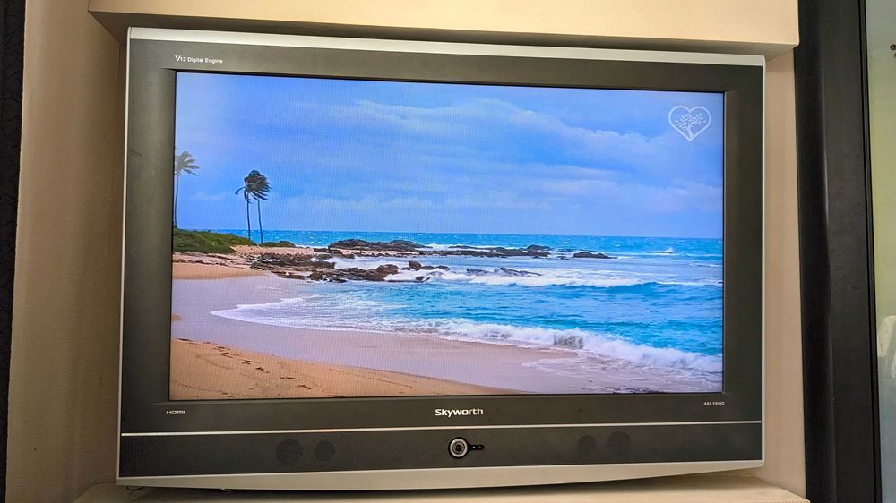 Продам телевизор 47 дюймов