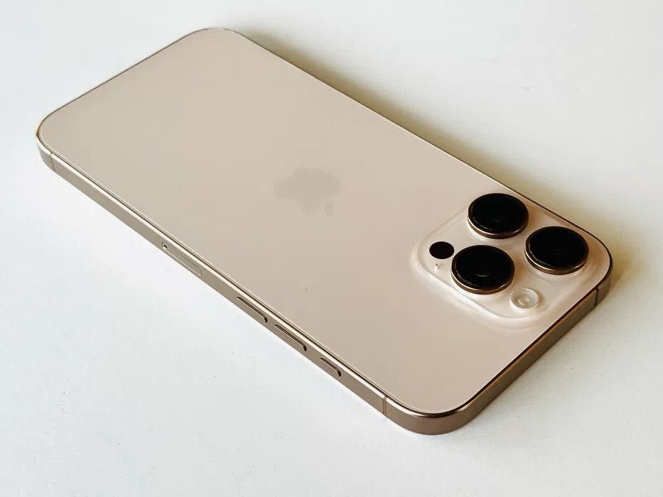 Iphone 16 Pro Max 1TB Desert Titanium Гаранция 6 месеца