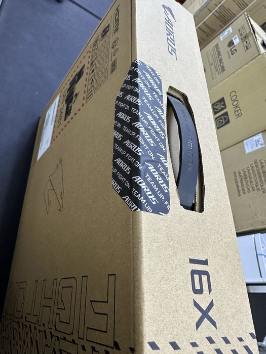 Gigabyte Aorus 16X