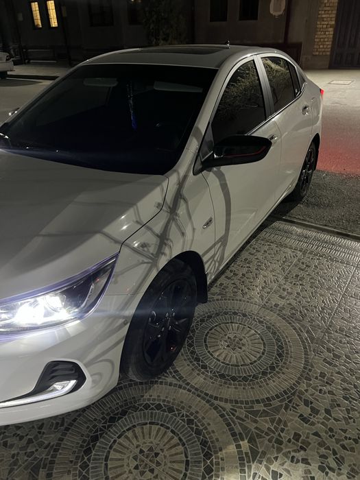 Onix redline oq (белый)