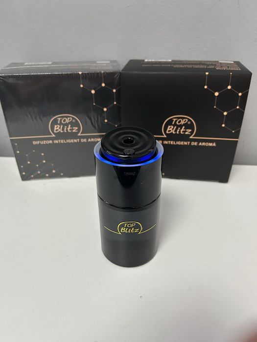 Parfum / Difuzorul inteligent de parfum. Odorizant Auto, 160 ml, 4 niveluri de pulverizare, incarcare USB