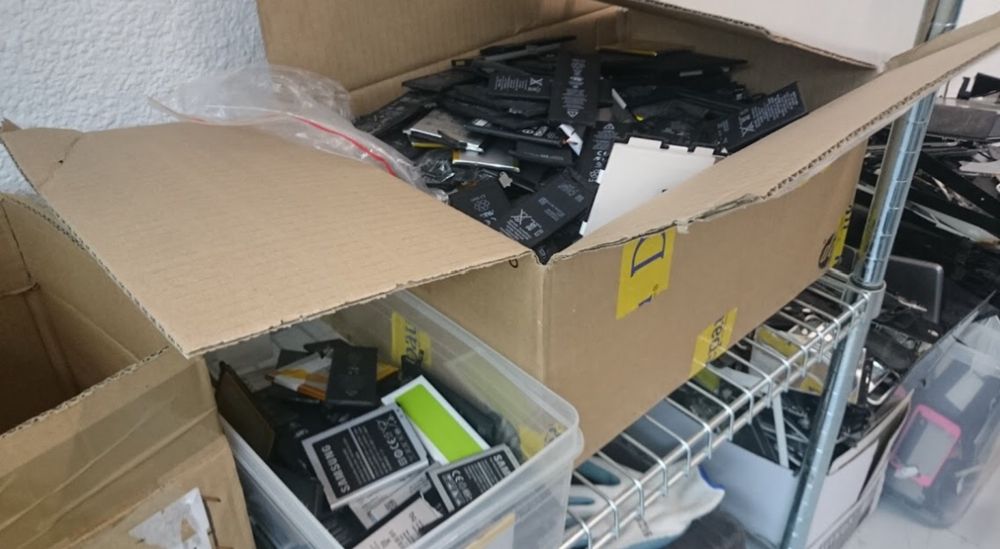 Display IPhone, Samsung , Moto, Xiaomi ,etc. Bistrita  Alfa Gsm