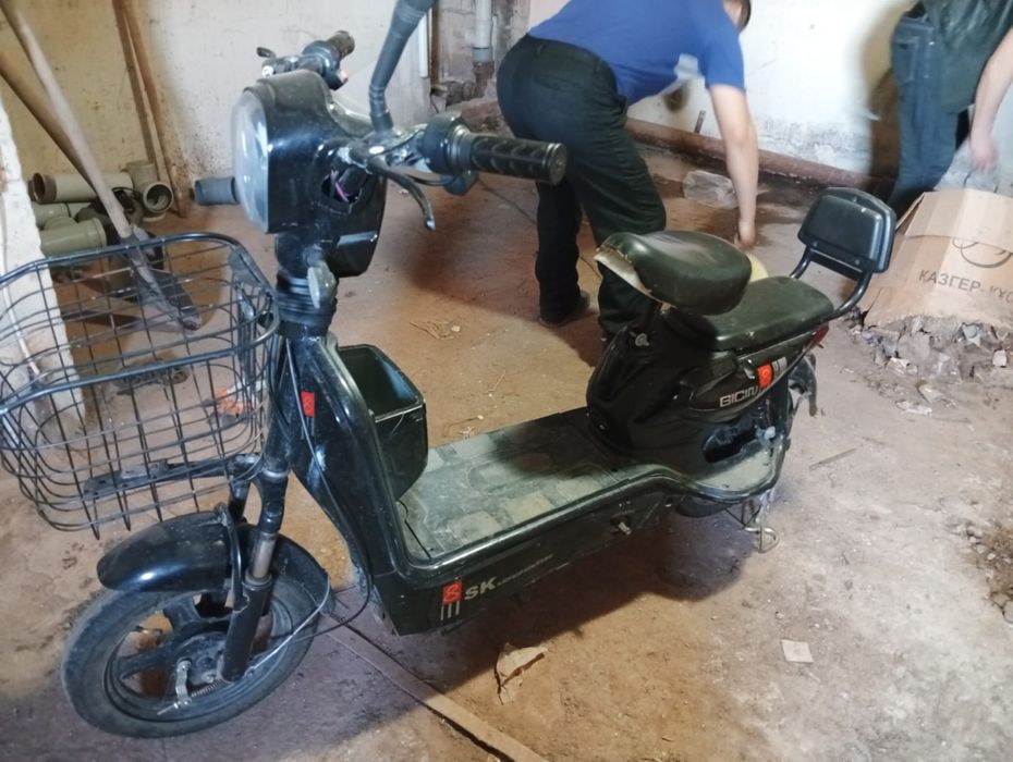 Электро скутер детский.