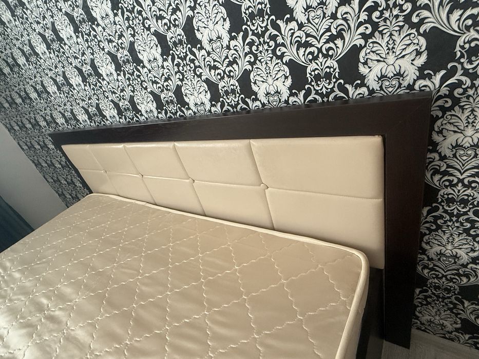 Продам кровать двухспалая