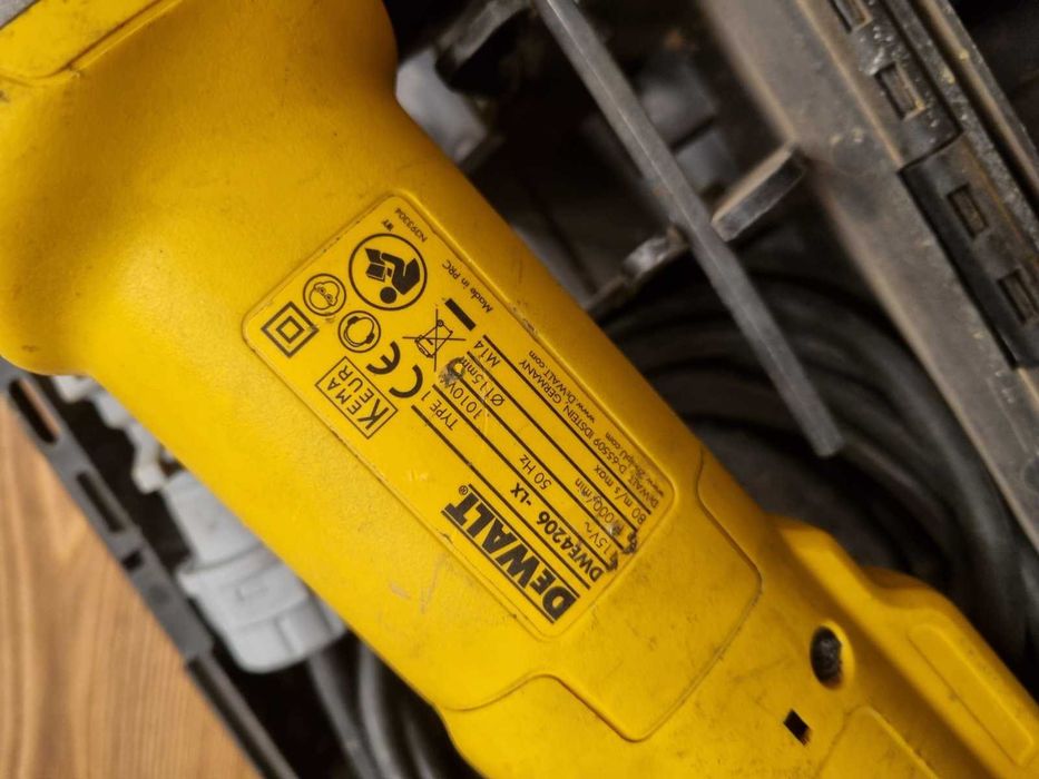 DeWALT dwe 4206 lx