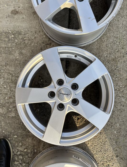 Set Jante Dacia Duster R16
