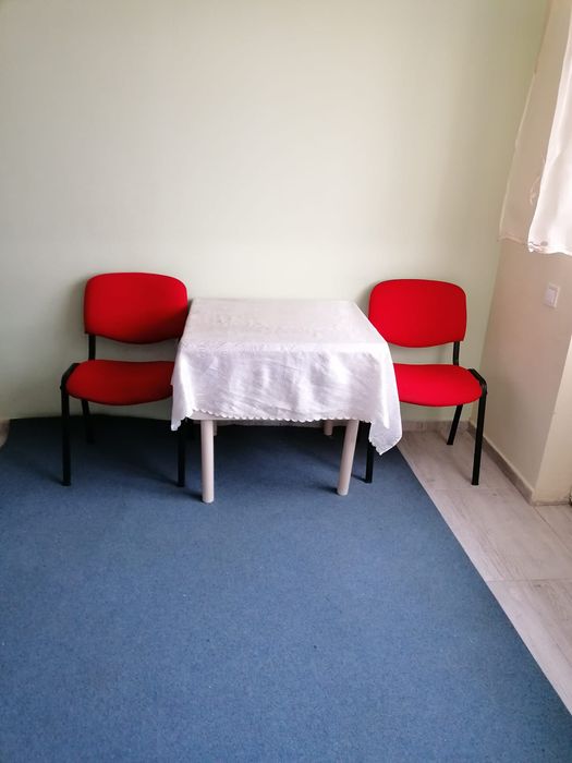 Închiriez garsoniera