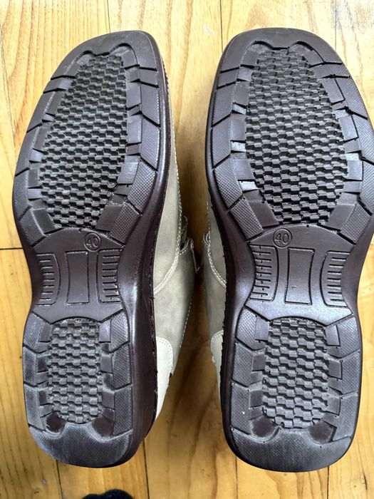 Vand pantofi/ sandale noi pentru barbati, interior de piele, marime 40