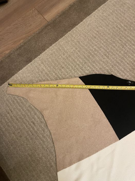 Pulover maneca fluture C&A