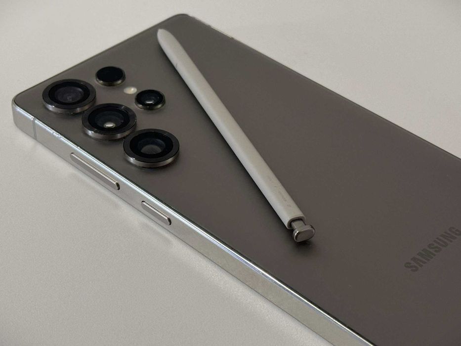 Бартер! Samsung Galaxy S25 Ultra Titanium Gray (Сив)