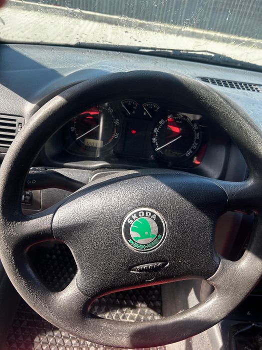 skoda octavia 1
