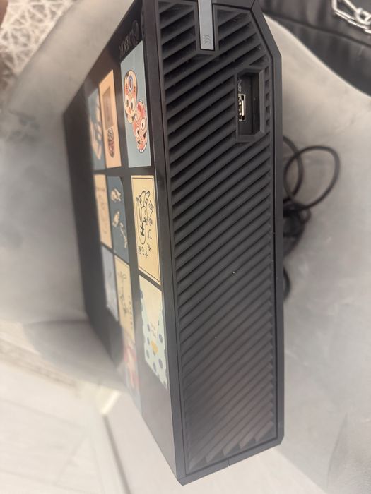 Xbox one 500gb идеальный