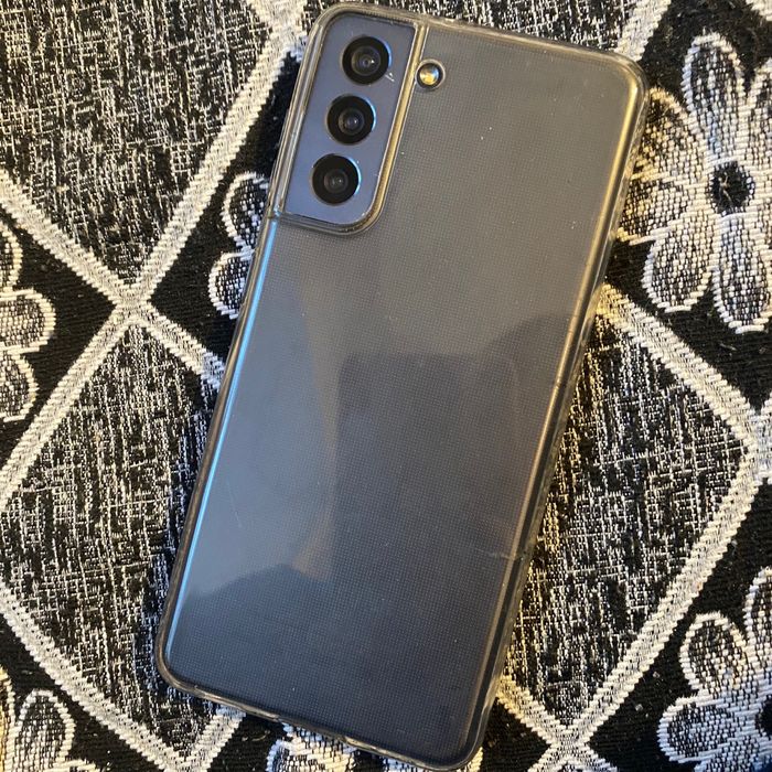 Samsung S21 5G 128gb …..