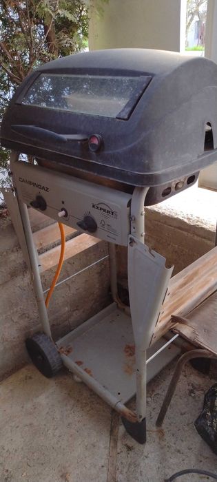 Газово барбекю, декоративни елементи от метал и др