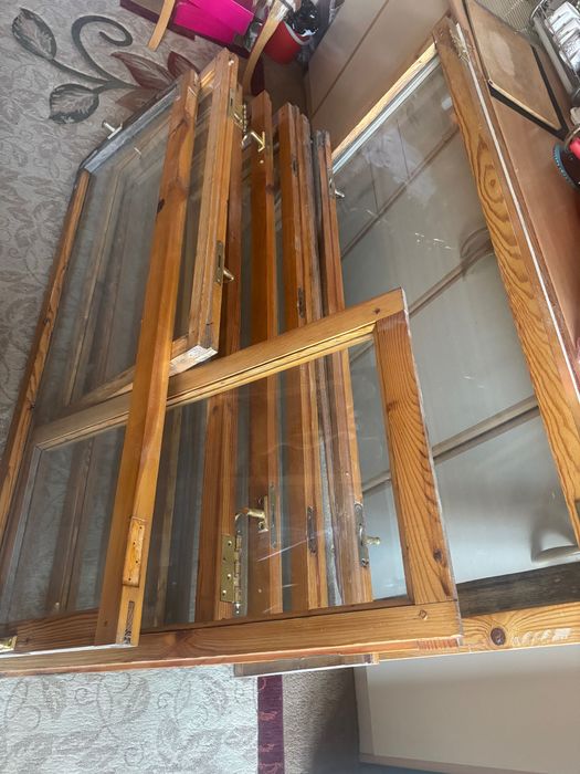 Окна с деревянной рамой