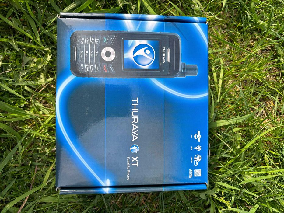 Спутниковый телефон Thuraya XT