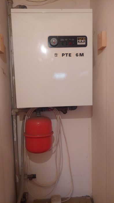 Продава се Тристаен апартамент в София, Света Троица - 101 кв.м за 1139 €/кв.м - Снимка #3