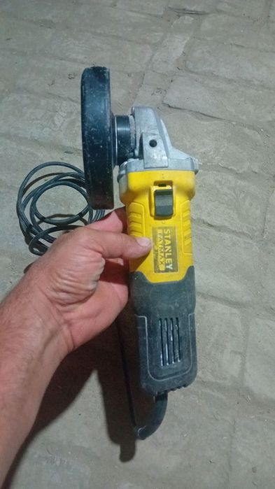 Балгарка stanley sotiladi