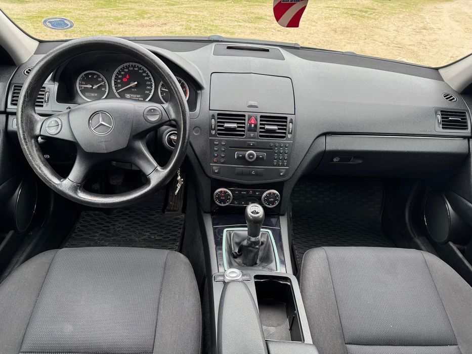 Mercedes-Benz C class w204