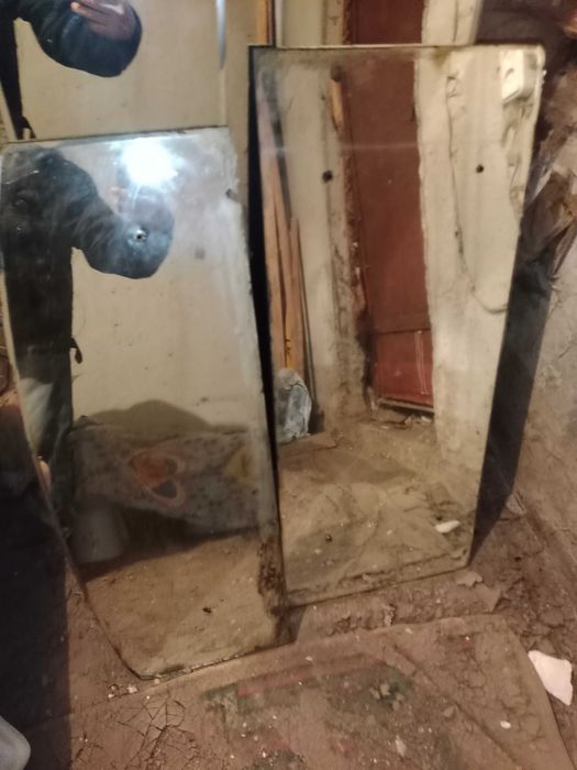 Продам зеркала адрес 6 мкр(кунаева)