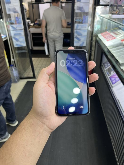 Iphone 11 black 64