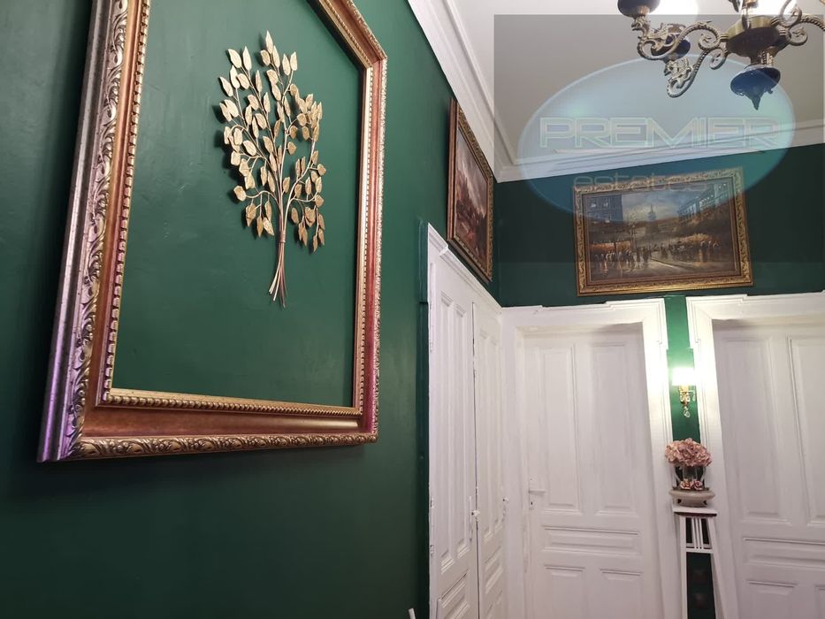 Дава се под наем Двустаен апартамент в Пловдив, Център - 120 кв.м за 400 € - Снимка #5