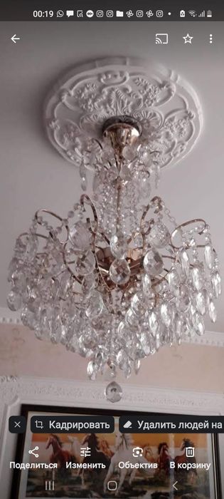 Продам люстру хрустальную