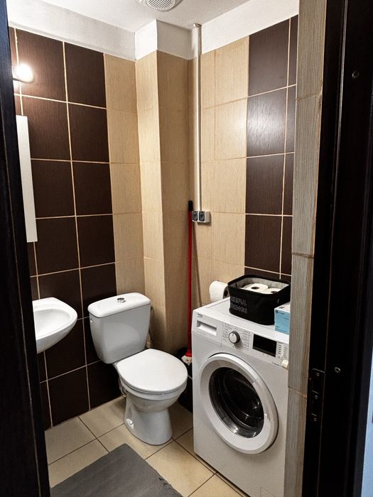 Garsoniera decomandata