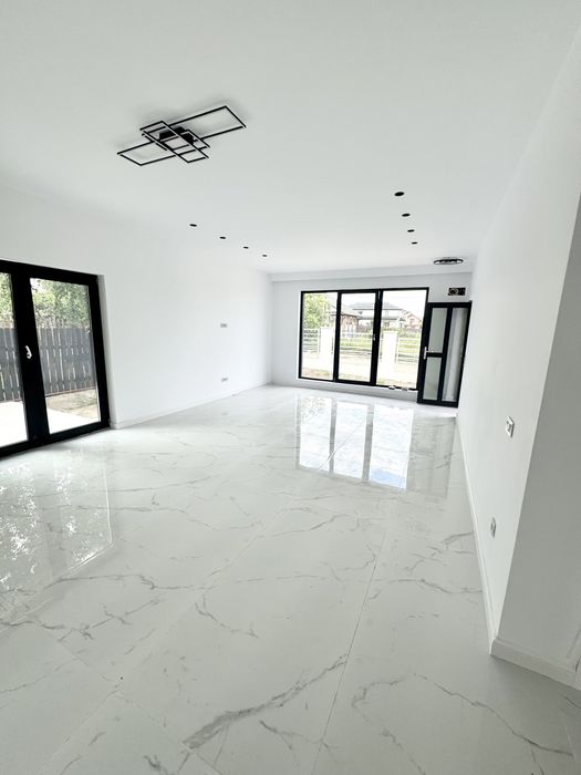 Casa individuala cu Predare Imediata - 500 mp teren