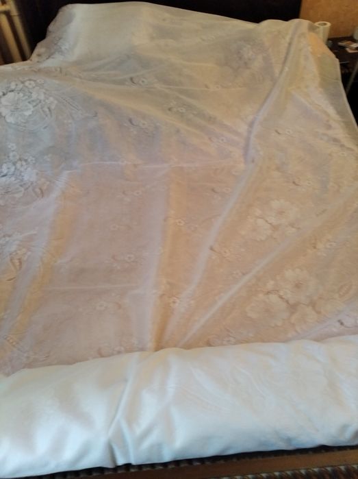 Vind Perdea la metru sau tot Sulul