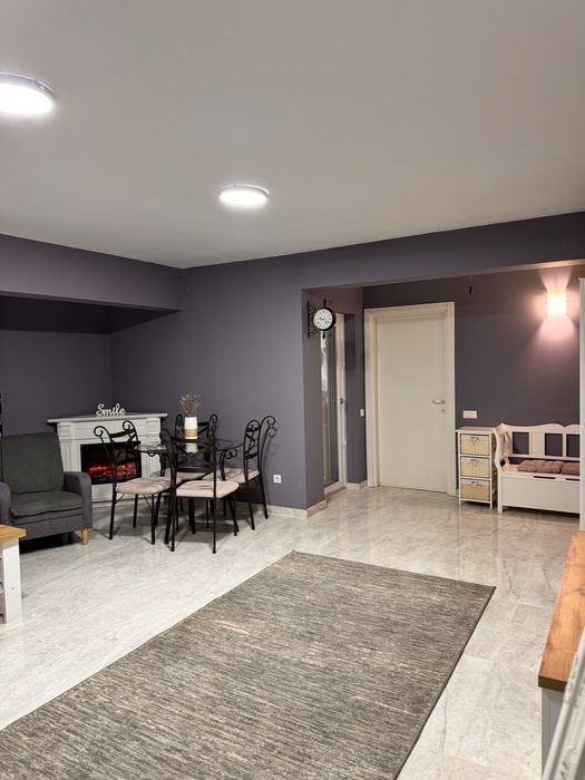 Apartament 4 camere de vanzare!!