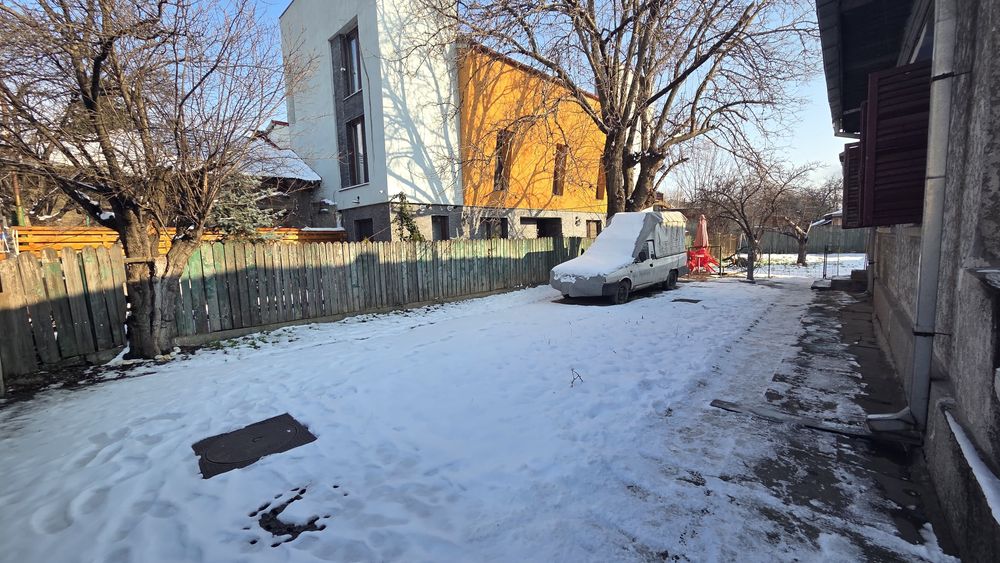 Teren + casa Bucuresti 500 mp.