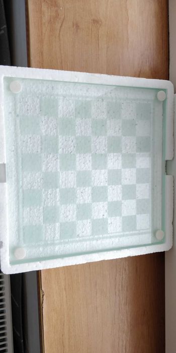 Tabla de sah de sticla