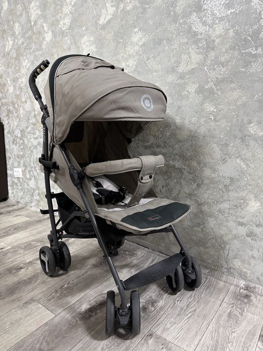 Продаю коляску трость