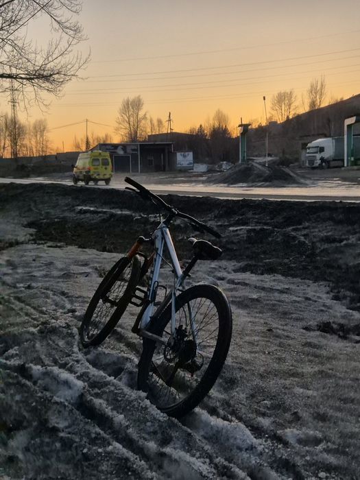 Велосипед KSTON.