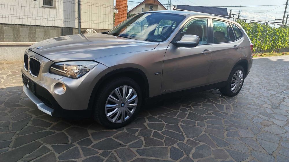 BMW X1 2010 — imagine 3