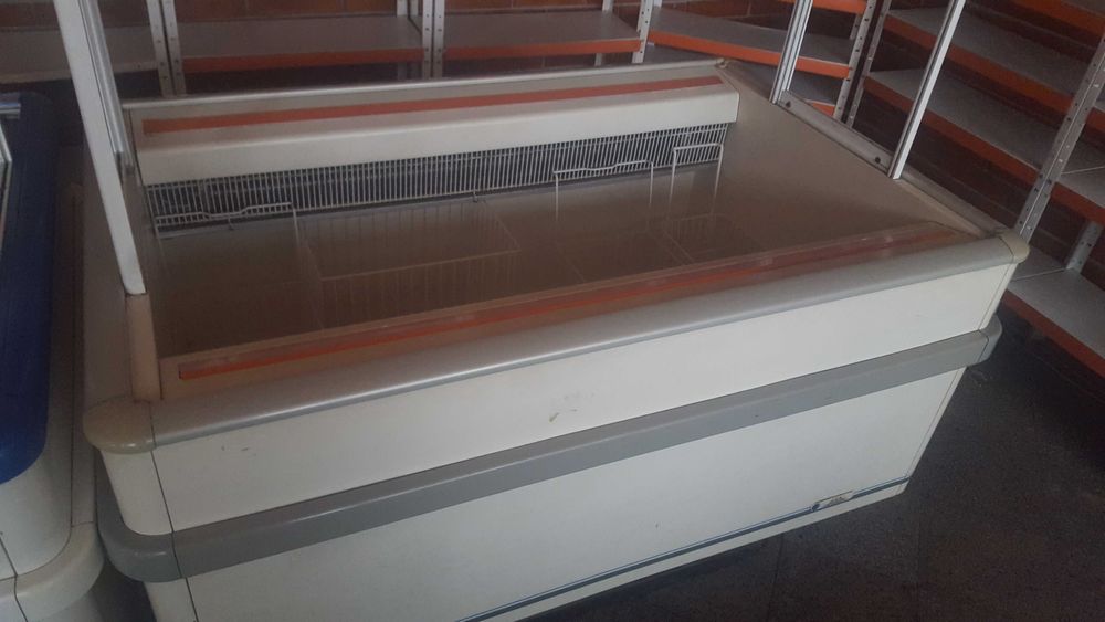 Хладилници островни