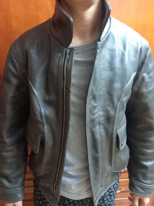 Продам курткуууу