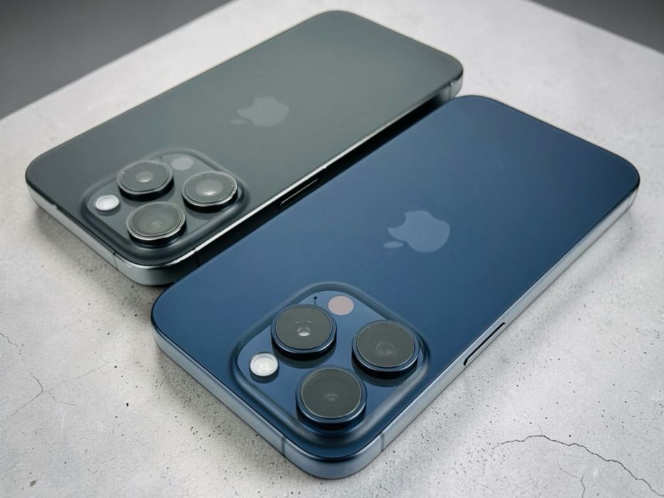 Apple iPhone 15 Pro 128GB Blue / Black Перфектен! Гаранция!