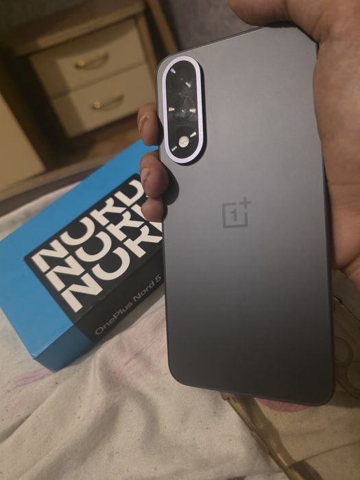 Oneplus Nord 5 8+8/256гб