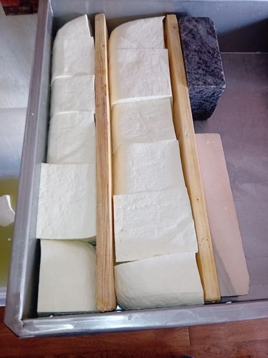 Telemea de oaie proaspătă