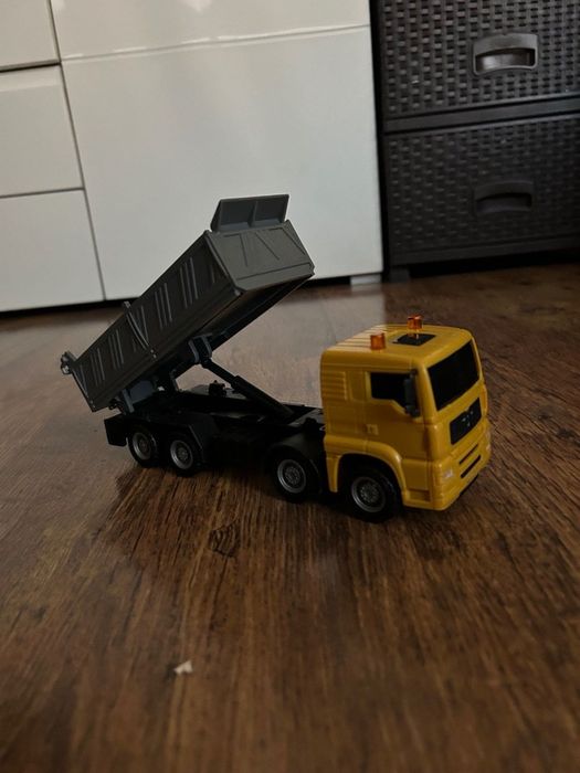 Детска играчка камион man