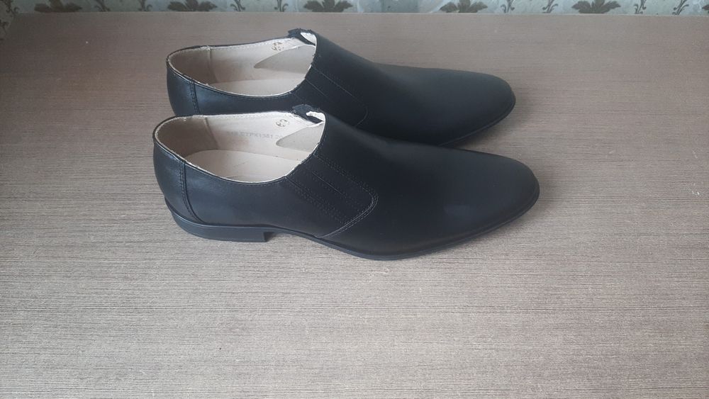 Военные туфли и берцы