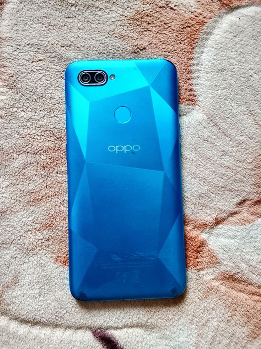 Продам телефон OPPO А 12