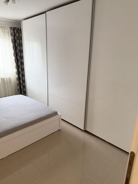 Inchiriez apartament  et1 biserica mare